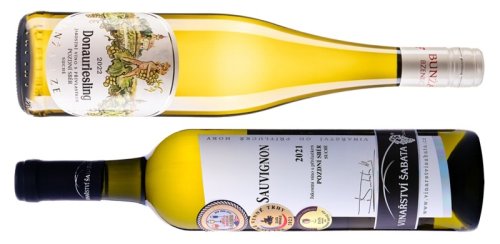 Donauriesling vinařství Bunža, Sauvignon vinařství Šabata lahve vína