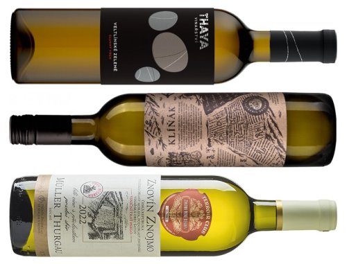 Veltlínské zelené vinařství Thaya, cuvée Klíňák Zámeckého vinařství Bzenec a Müller Thurgau Znovínu Znojmo lahve vína