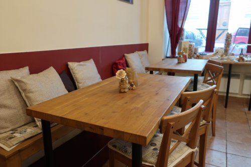 Vinný bar Wine&Degu - vyladěné prostory podniku Vinný bar Wine&Degu - vyladěné prostory podniku