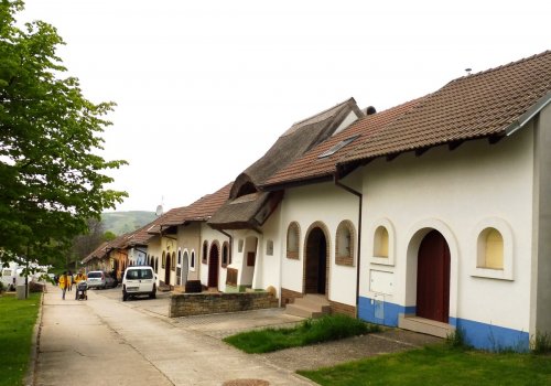 Kobylské uličky zvou na víno Kobylské uličky zvou na víno
