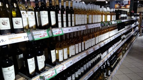 Vína v supermarketu - ilustrační foto Vína v supermarketu - ilustrační foto