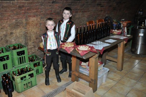 Vinaři Zaječí se na vás těší 24. 5. – 25. 5. 2014. Vinaři Zaječí se na vás těší 24. 5. – 25. 5. 2014.