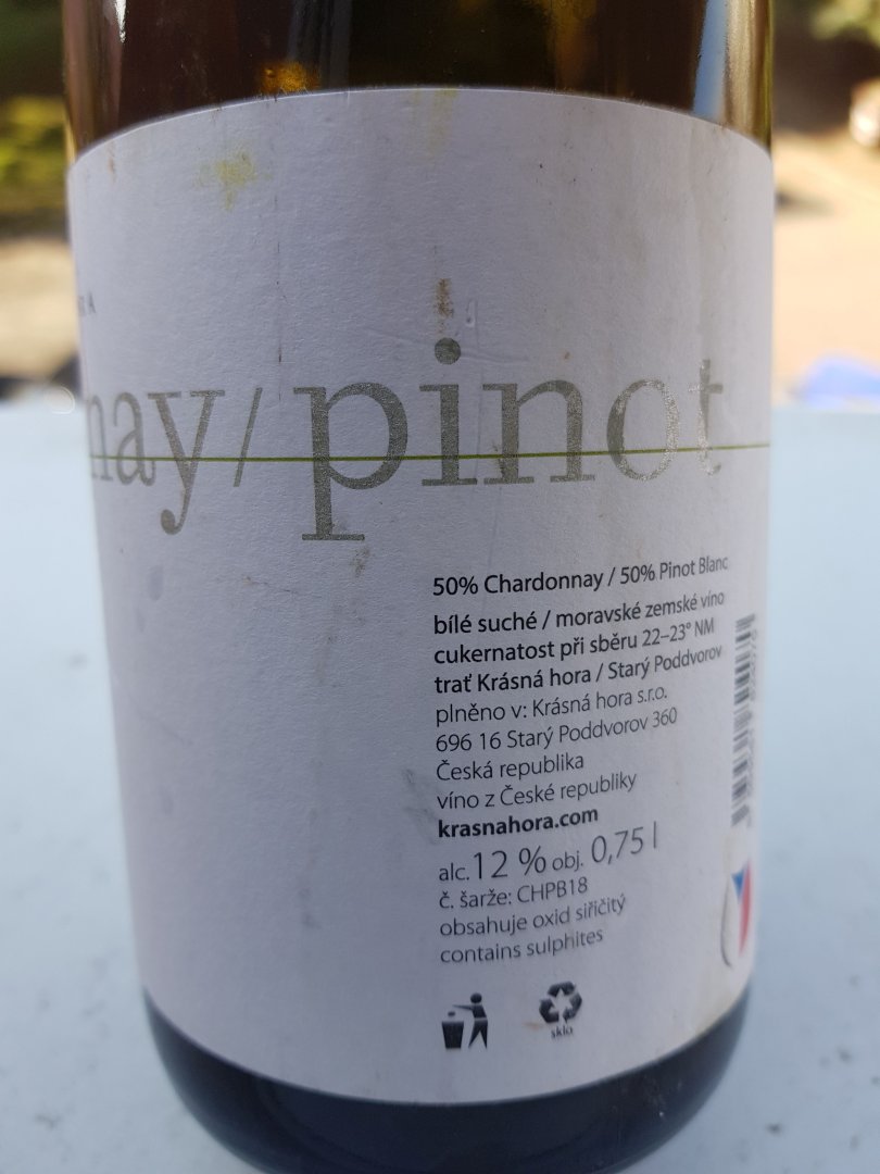 Fľaša vína Chardonnay/Pinot Blanc 2018, zemské víno (suché)