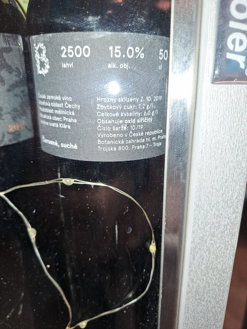 Fľaša vína Rulandské modré 2019, zemské víno (suché)