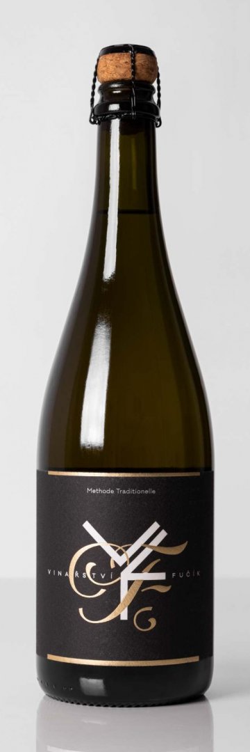 Sekt Chardonnay & Pinot 2019, akostné šumivé víno