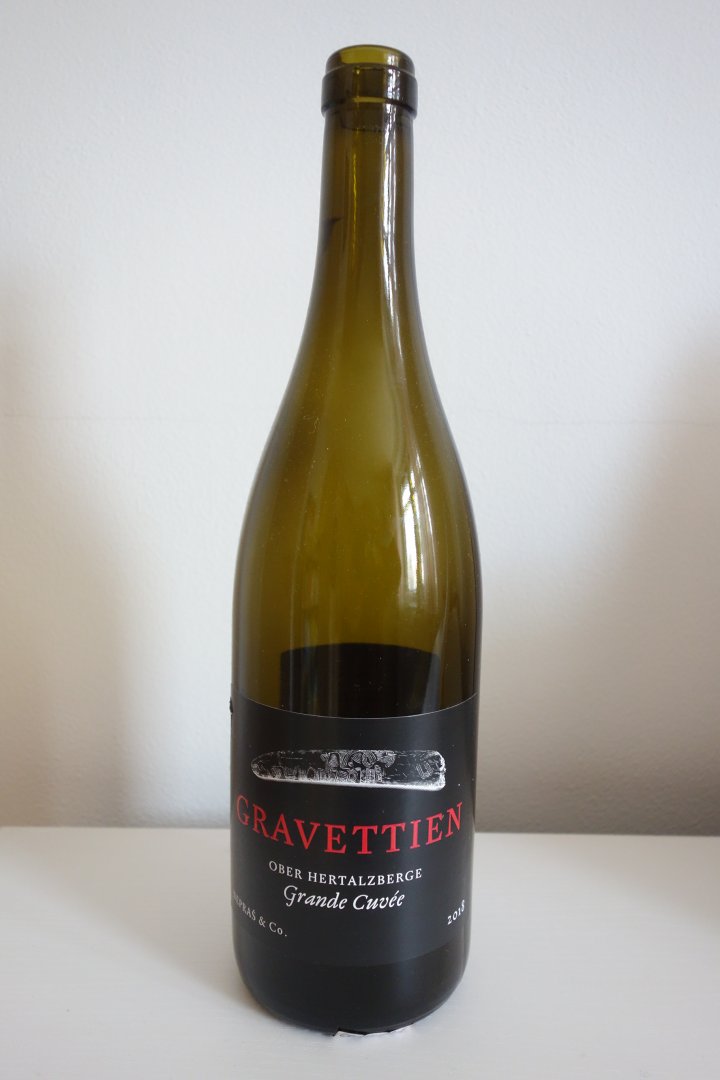 Fľaša vína Gravettien Grande Cuvée 2018, zemské víno (suché)