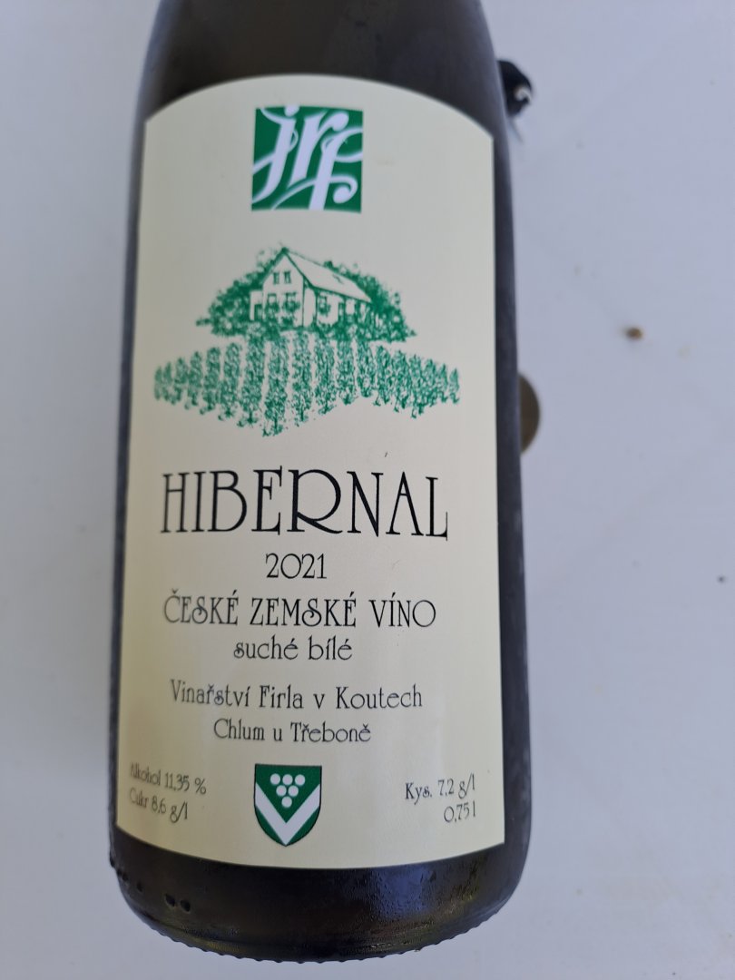 Fľaša vína Hibernal 2021, zemské víno (suché)