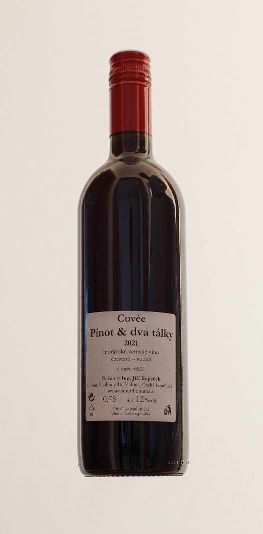 Fľaša vína Cuvée Pinot & dva tálky 2021, moravské zemské víno (suché)