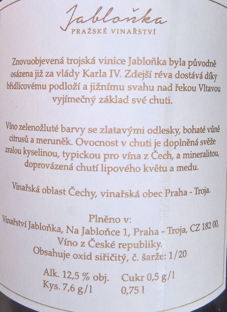 Fľaša vína Ryzlink rýnský 2020, zemské víno (suché)