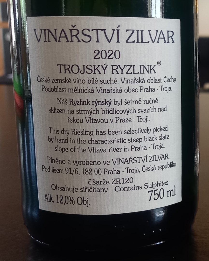 Fľaša vína Riesling Amphitheater 2020, zemské víno (suché)