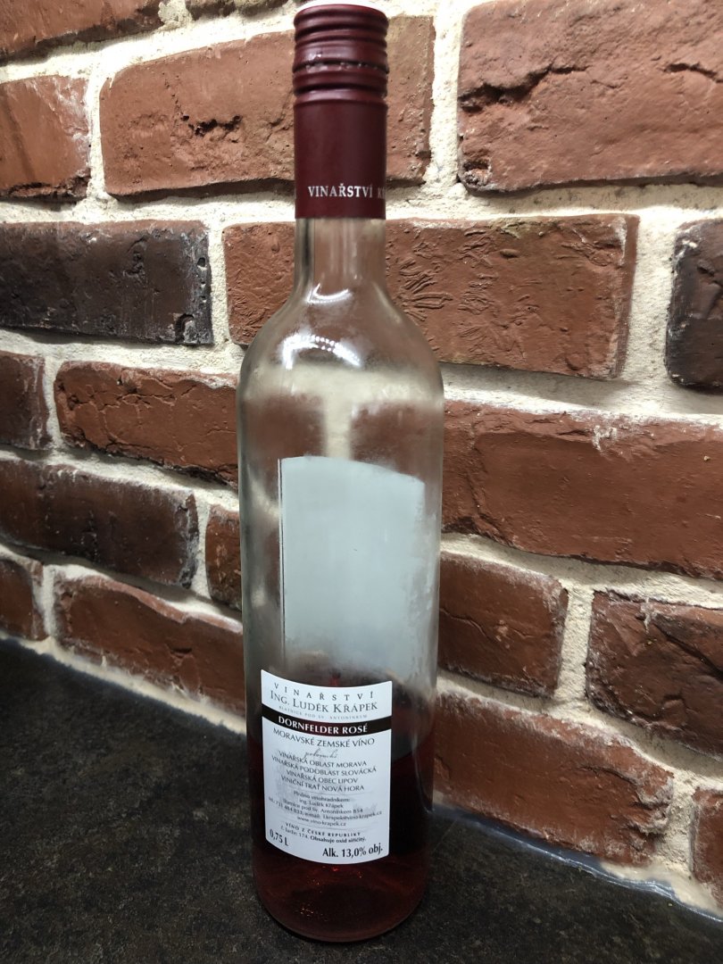 Fľaša vína Dornfelder rosé 2018, stolné víno (polosuché)