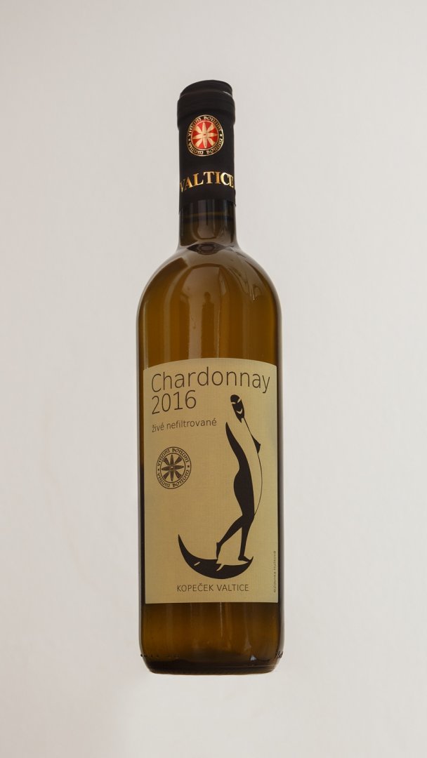 Fľaša vína Chardonnay 2016, zemské víno (suché)