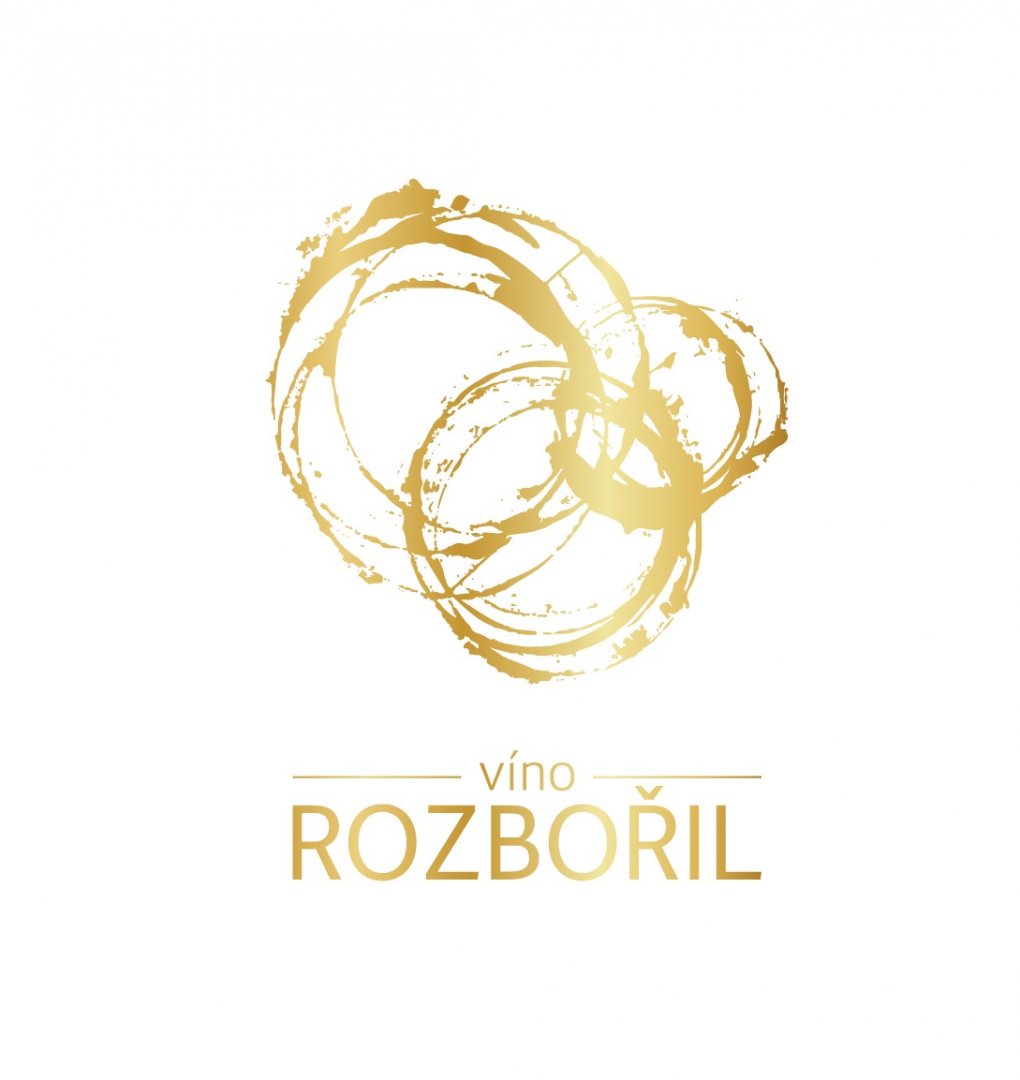 Fľaša vína Chardonnay 2020, zemské víno (polosuché)