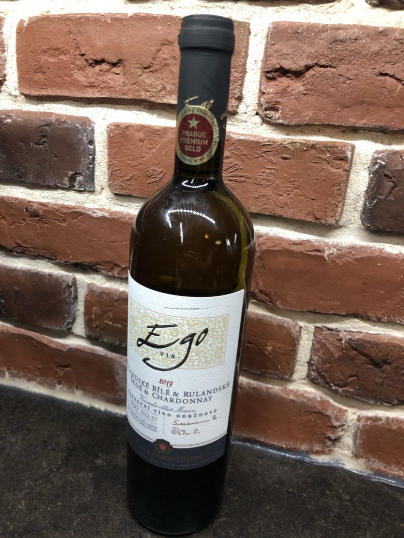 Fľaša vína Rulandské bílé, Rulandské šedé, Chardonnay (EGO No. 57) 2019, akostné víno (polosuché)