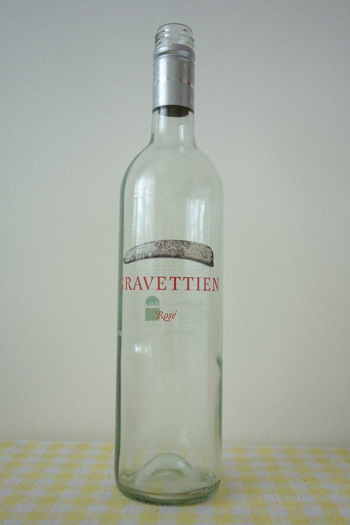 Fľaša vína Gravettien rosé 2018, pozdný sber (suché)