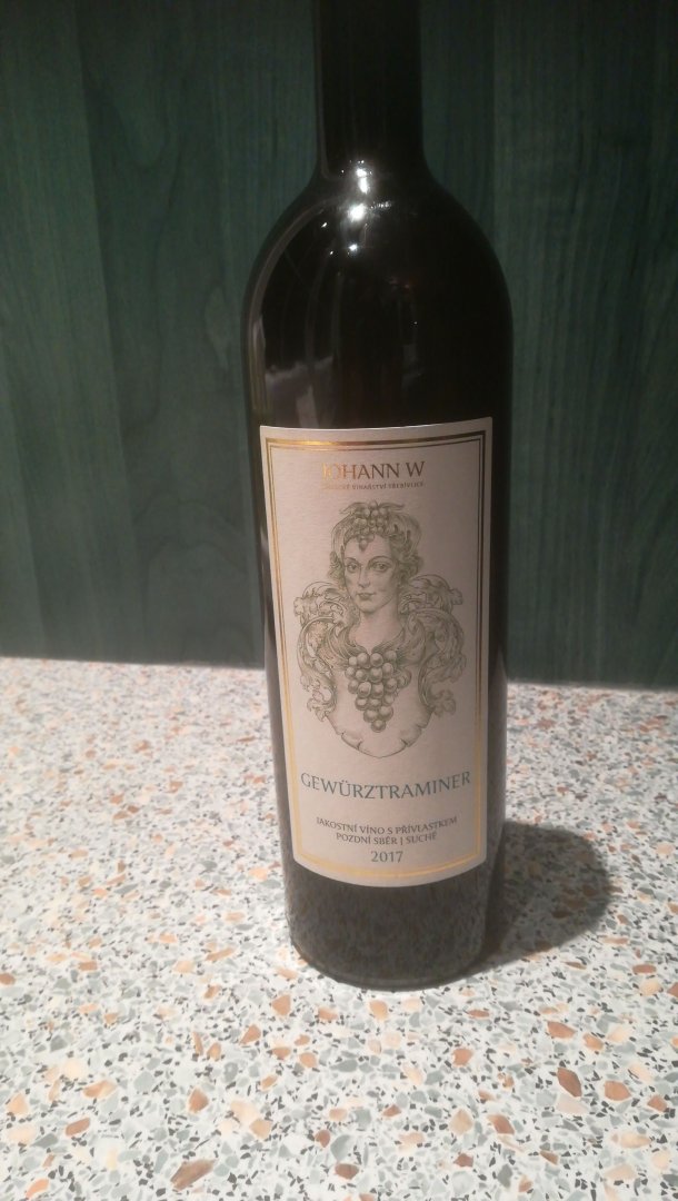 Fľaša vína Gewürztraminer 2017, pozdný sber (suché)