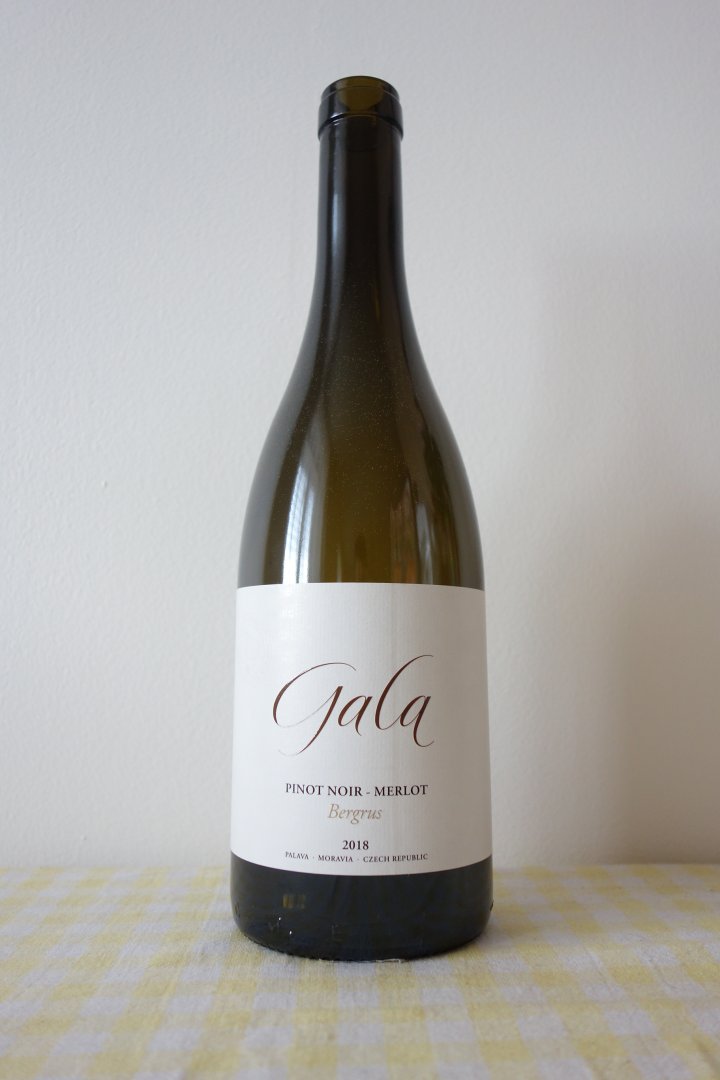 Fľaša vína Pinot Noir - Merlot (Bergrus) 2018, výber z hrozna (suché)