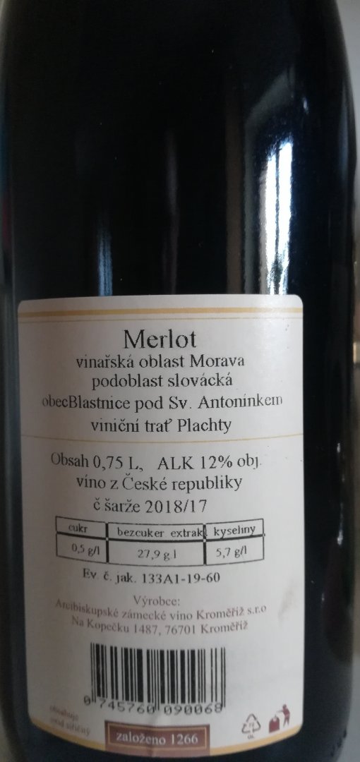 Fľaša vína Merlot 2018, pozdný sber (suché)