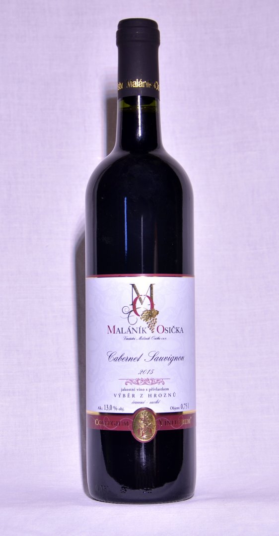 Fľaša vína Cabernet Sauvignon 2015, výber z hrozna (suché)
