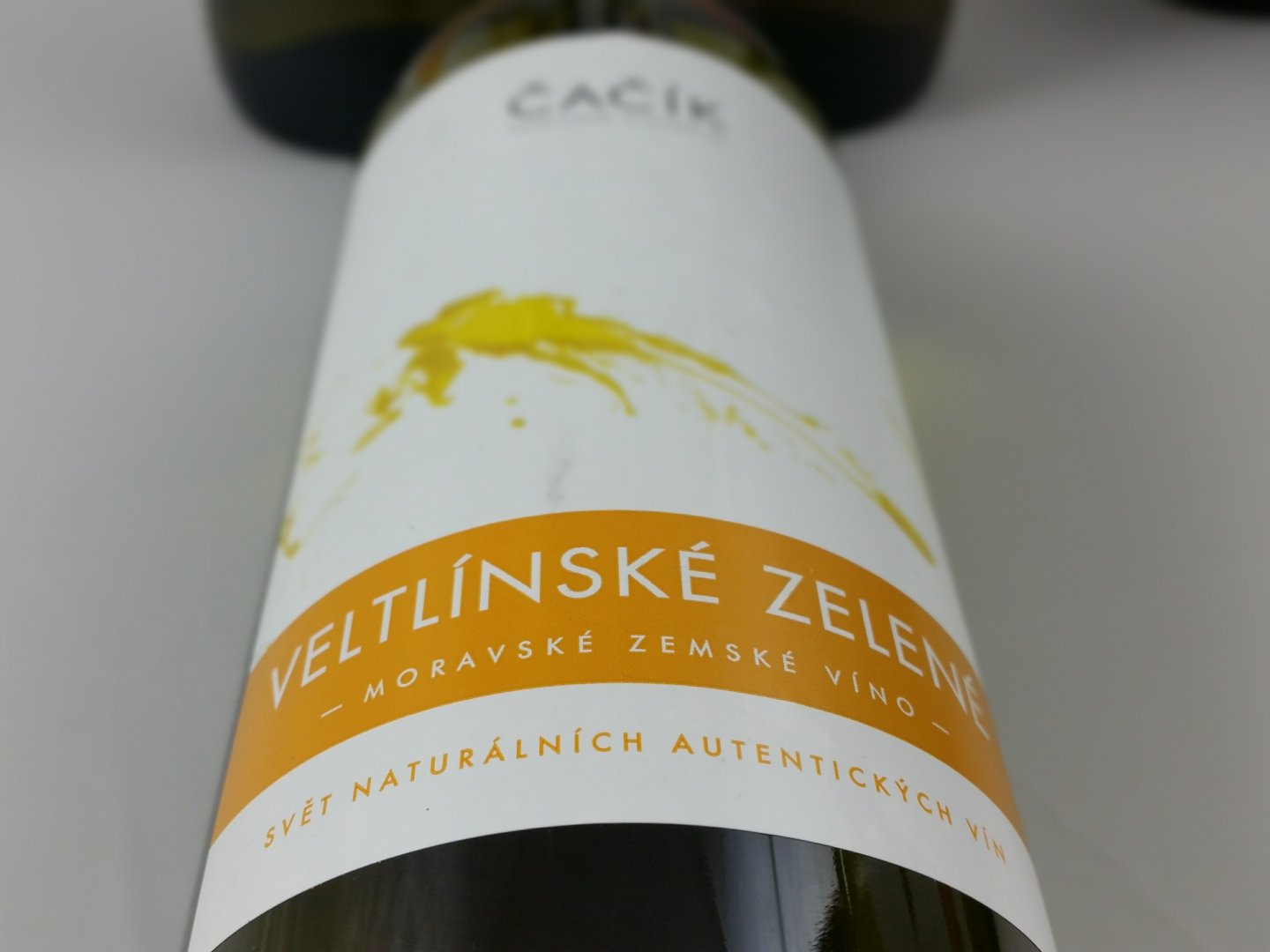 Fľaša vína Veltlínské zelené 2016, zemské víno (suché)