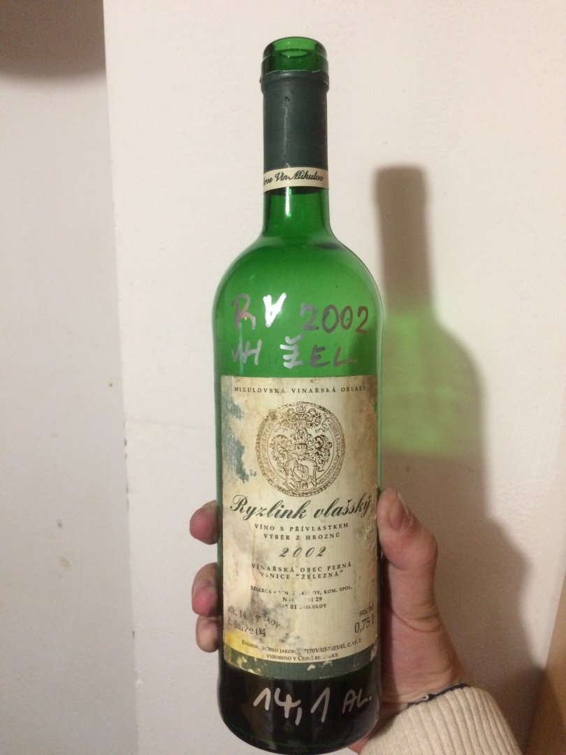 Fľaša vína Ryzlink vlašský (Železná) 2002, výber z hrozna (suché)