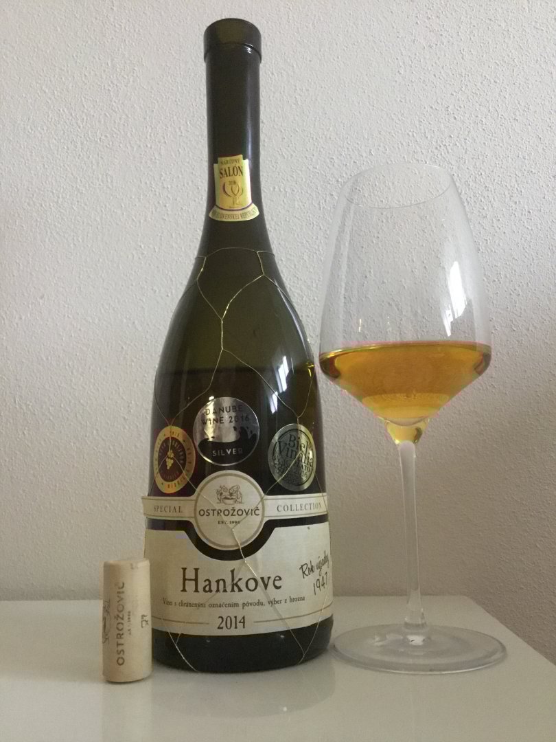 Fľaša vína Hankove Special Collection 2014, výber z hrozna (polosladké)