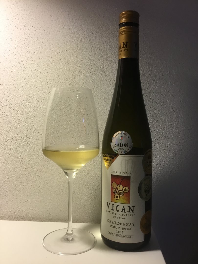 Fľaša vína Chardonnay 2015, bobuľový výber (polosladké)