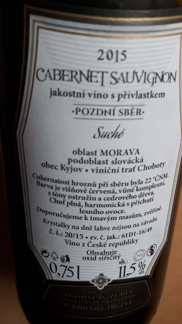 Fľaša vína Cabernet Sauvignon 2015, pozdný sber (suché)