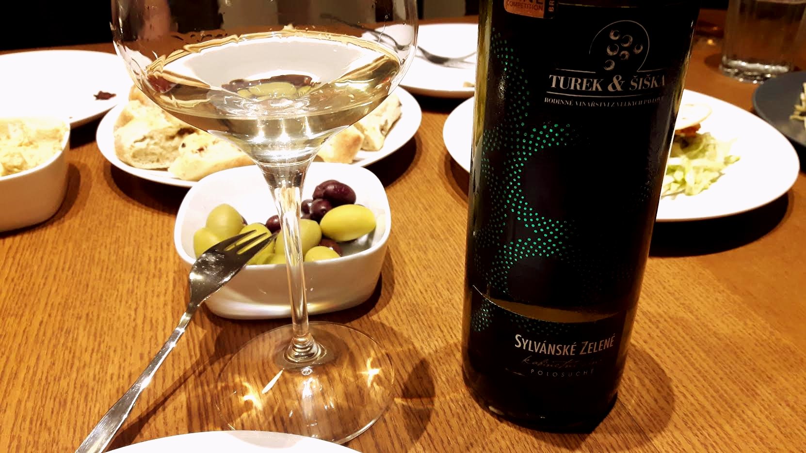 Fľaša vína Sylvánské zelené 2013, kabinetné víno (polosuché)
