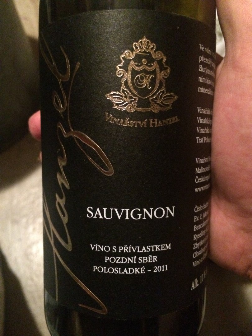 Fľaša vína Sauvignon 2011, pozdný sber (polosladké)