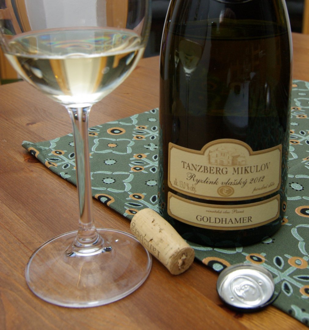 Fľaša vína Ryzlink vlašský 2012, pozdný sber (suché)