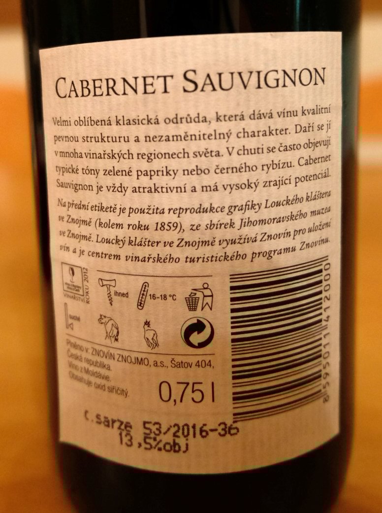 Fľaša vína Cabernet Sauvignon 2013, pozdný sber (polosuché)