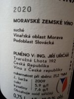Chardonnay 2020, zemské víno (suché), Vinařství Uřičář