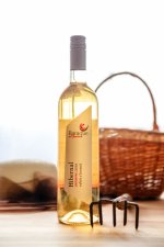 Hibernal 2018, výber z hrozna (polosuché), Vinařství Baraque Hibernal 2018, výber z hrozna (polosuché), Vinařství Baraque