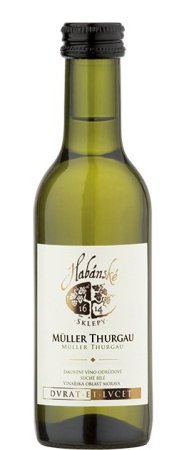Fľaša vína Müller Thurgau, akostné víno (suché)