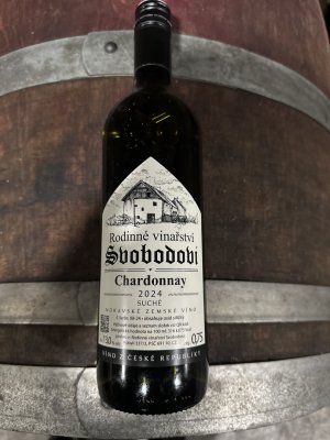 Fľaša vína Chardonnay 2024, moravské zemské víno (suché)