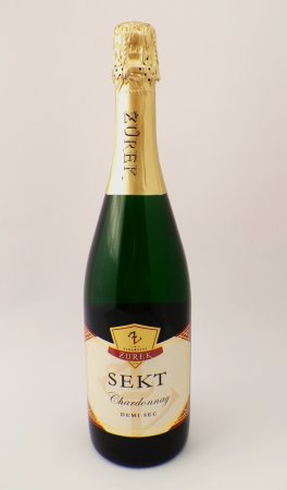 Fľaša vína Chardonnay 2023, šumivé víno (demi-sec)
