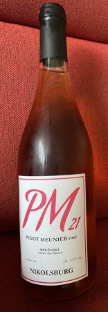 Fľaša vína Pinot Meunier rosé 2021, pozdný sber (suché)