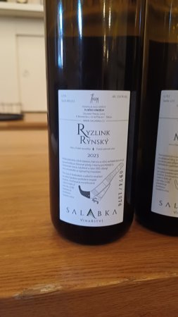 Fľaša vína Ryzlink rýnský 2023, zemské víno (suché)