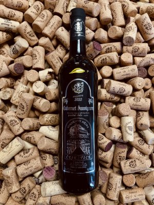 Fľaša vína Cabernet Sauvignon 2023, pozdný sber (suché)
