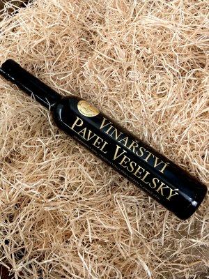 Fľaša vína Chardonnay 2020, slamové víno (sladké)
