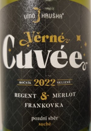 Fľaša vína Cuvée věrného zákazníka (Regent + Merlot + Frankovka) 2022, pozdný sber (suché)
