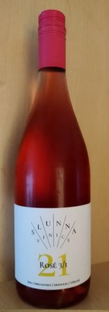 Fľaša vína Rosé 3/1 2021, zemské víno (suché)