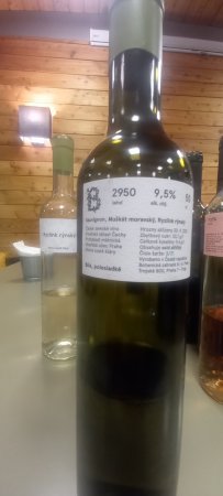 Fľaša vína Botanica 2021, zemské víno (polosladké)