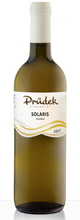 Fľaša vína Solaris 2022, zemské víno (sladké)