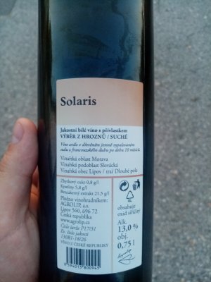 Fľaša vína Solaris 2017, výber z hrozna (suché)