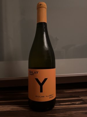 Fľaša vína Ryzlink vlašský 2020, pozdný sber (suché)