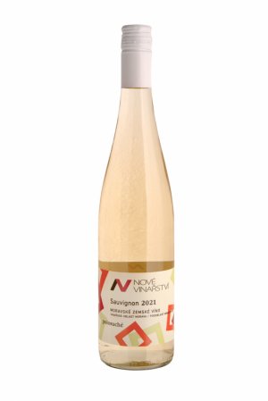 Fľaša vína Sauvignon 2021, zemské víno (polosuché)