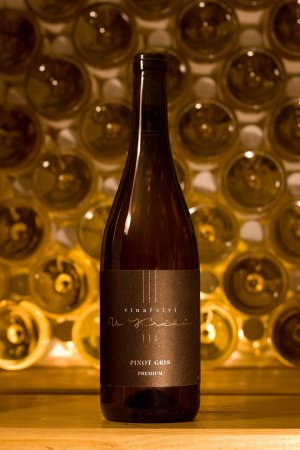 Fľaša vína Pinot gris Premium 2020, zemské víno (suché)