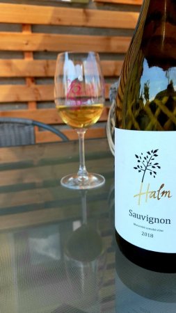 Fľaša vína Sauvignon 2018, zemské víno (suché)